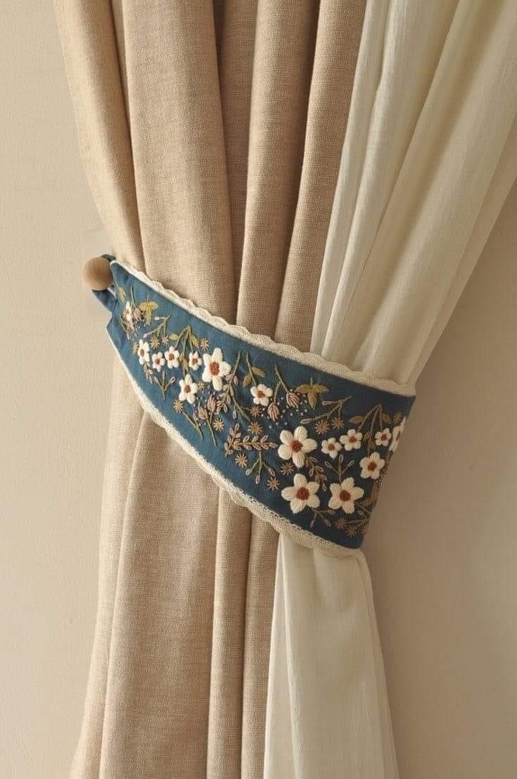 şöyle ince detaylı şeylerin hastasıyız mesela