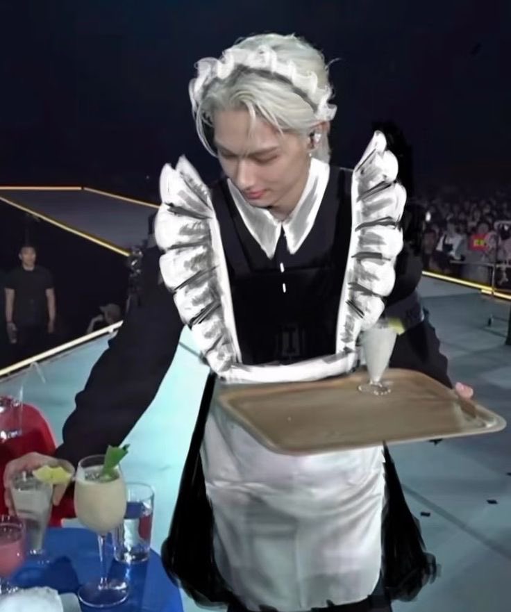 thinkabtwjh's tweet photo. guys since i was gone for so long i didn’t see this til recently.. what is the context behind this? https://t.co/FRpwU0FNvS
