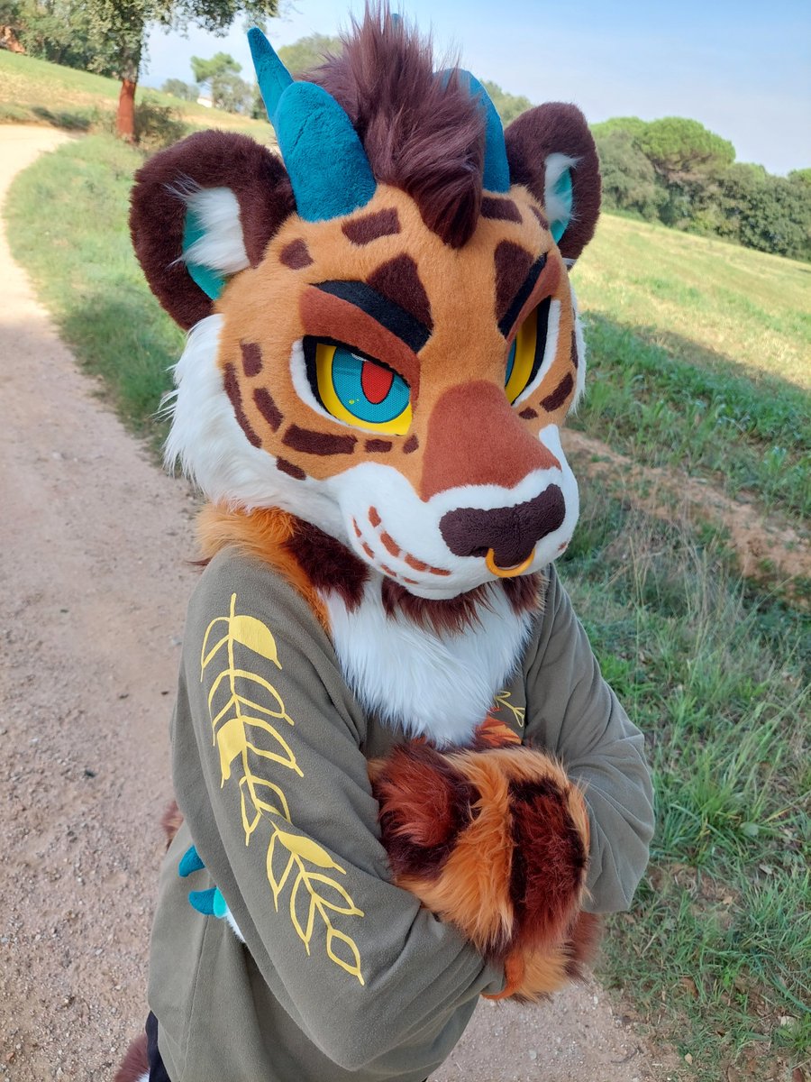 NEW PREMADE!
This dragon + jaguar hybrid is ready to cause some chaos! 🔥🐆🐉

They will be our first ever online premade!  ✨ 
The auction will take place on Telegram between October 3rd-7th! More Info coming soon!

Feel free to DM us for any questions!

☁️Design by <a href="/_BlueZeru/">Zeru ❄</a>☁️