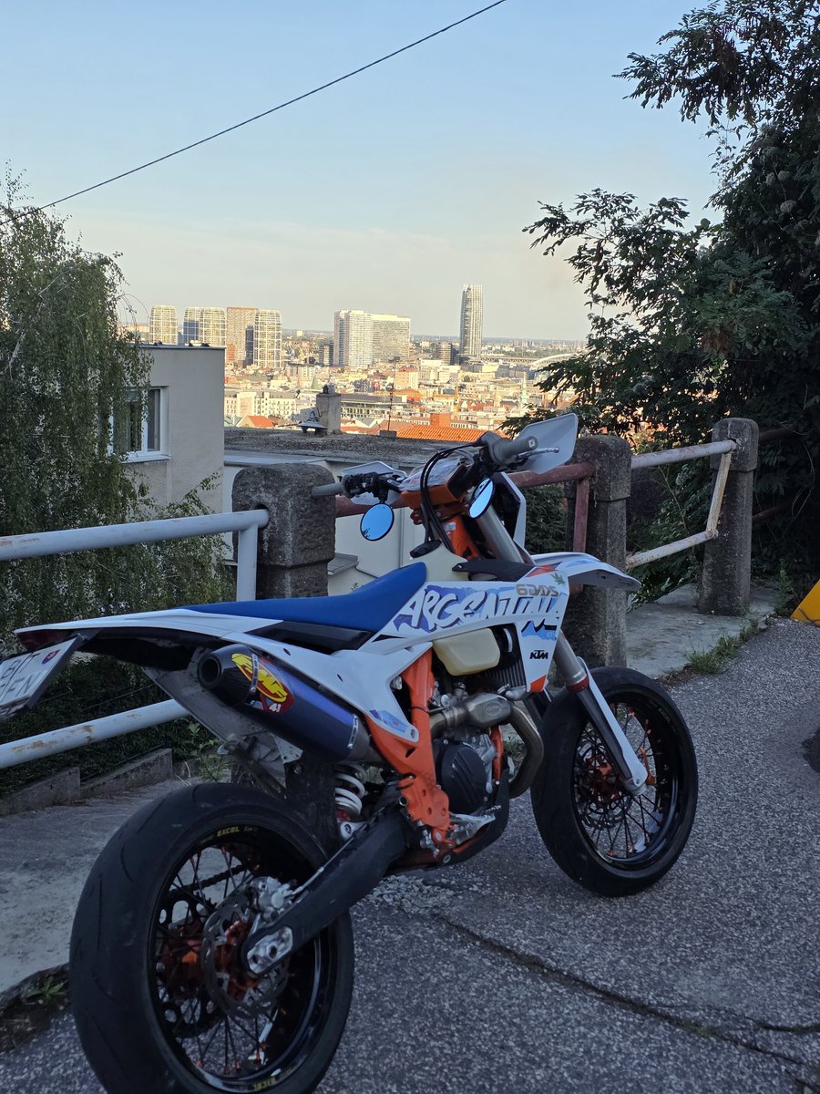 iamreloading's tweet image. Supermoto time