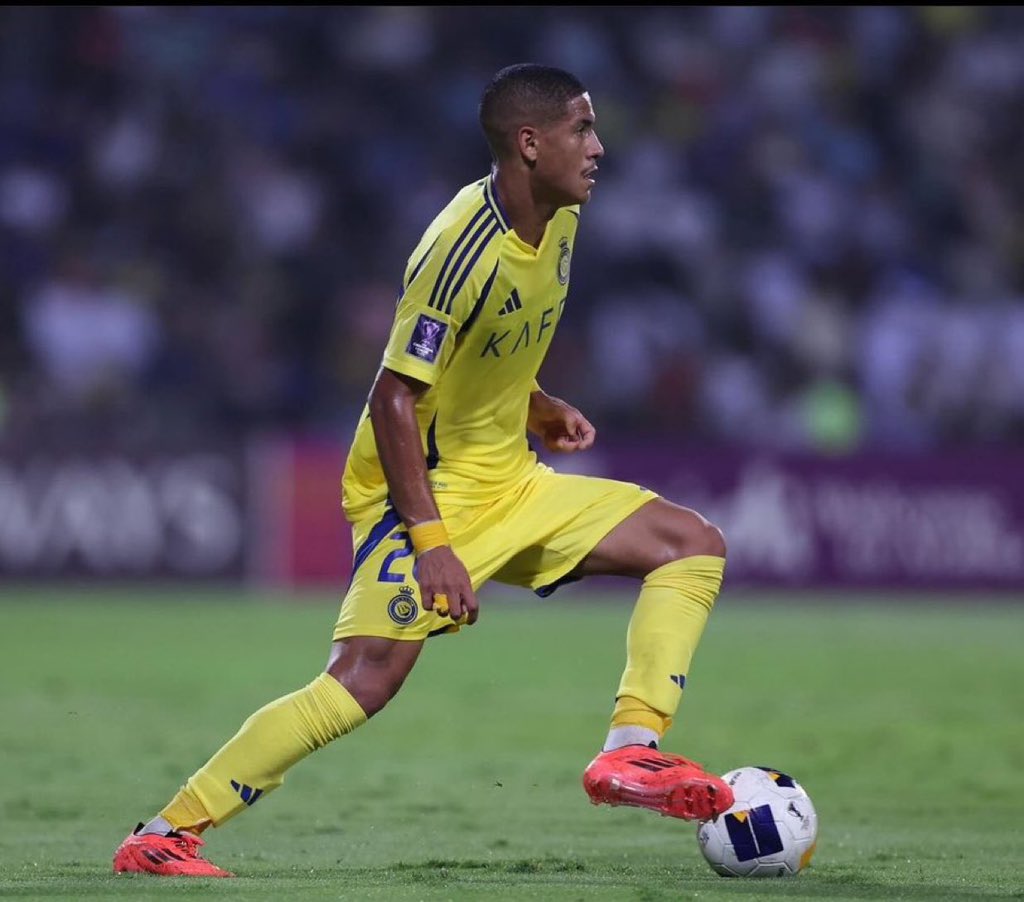 يا جماعه أنجلو جالس يلعب بمشاعرنا 
متعههههههههههه