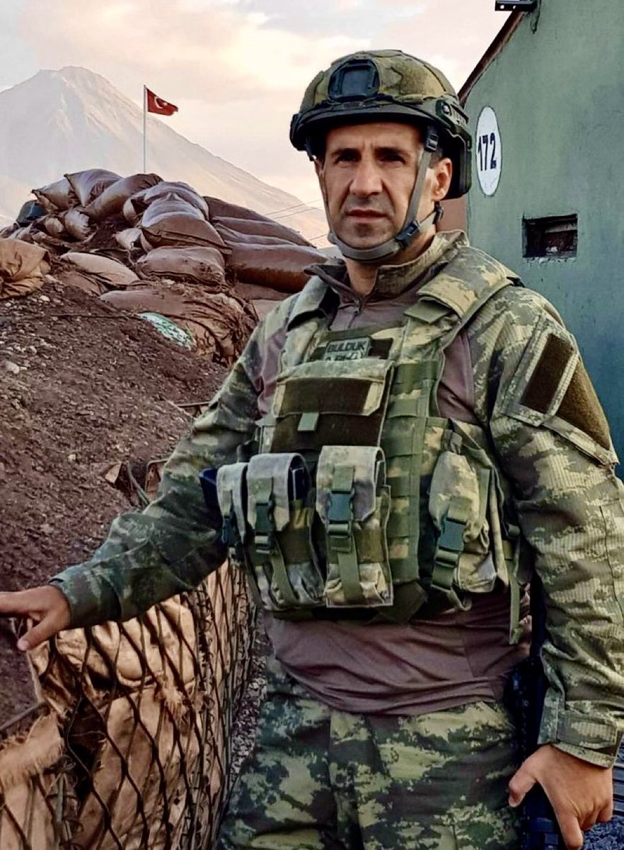 Terörist öcalana özgürlük isteyen pkk yandaşlarına Diyarbakır’da yürüyüş izni verilmesi YANLIŞ‼️

Terörist öcalana tanınan ayrıcalıkları eleştiren emekli albay Orkun Özeller’in tutuklanması YANLIŞ‼️

2015 çözüm sürecinde bu YANLIŞLAR yüzünden tam 793 asker-polisimiz ŞEHİT oldu‼️