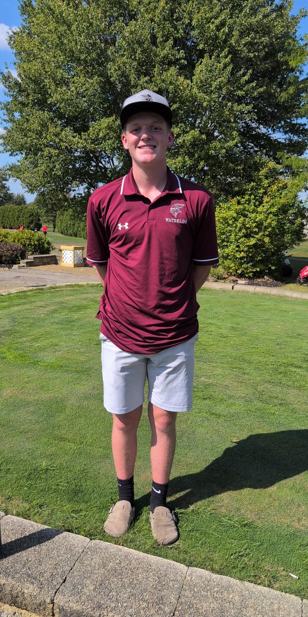 Congratulations to Trevor Flarida who shot 85 at the MVAC tournament finishing in the top 10. #VikingPride