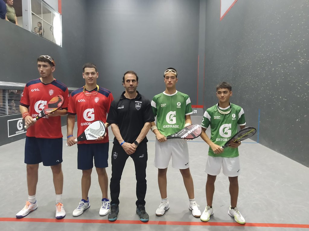 🏆 TRINKETEKO 23 URTEZ AZPIKO MUNDUKO TXAPELKETA

⚾️ PALETA GOMA GIZONEZKOAK / PALETA GOMA MASCULINO

🔴 ESPAÑA 2 (15-15) (Pacheco-Carmona)
🔵 EUSKADI 0 (3-10) (Mtz de Lafuente-Luzuriaga)