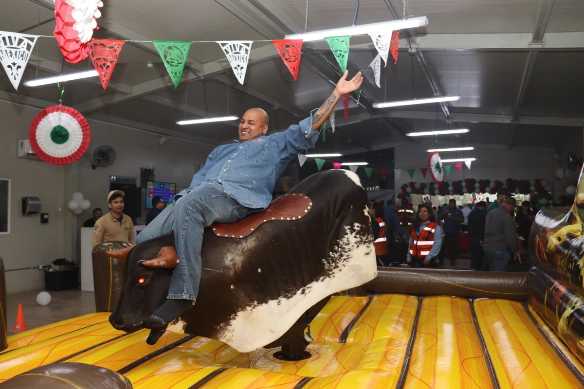 En Mina Mulatos y La Yaqui Grande celebramos el Aniversario de la Independencia de México 🇲🇽 con cena mexicana, concursos y regalos.

¡Viva México! 🇲🇽

#SomosMON
<a href="/AlamosGoldInc/">Alamos Gold Inc.</a>