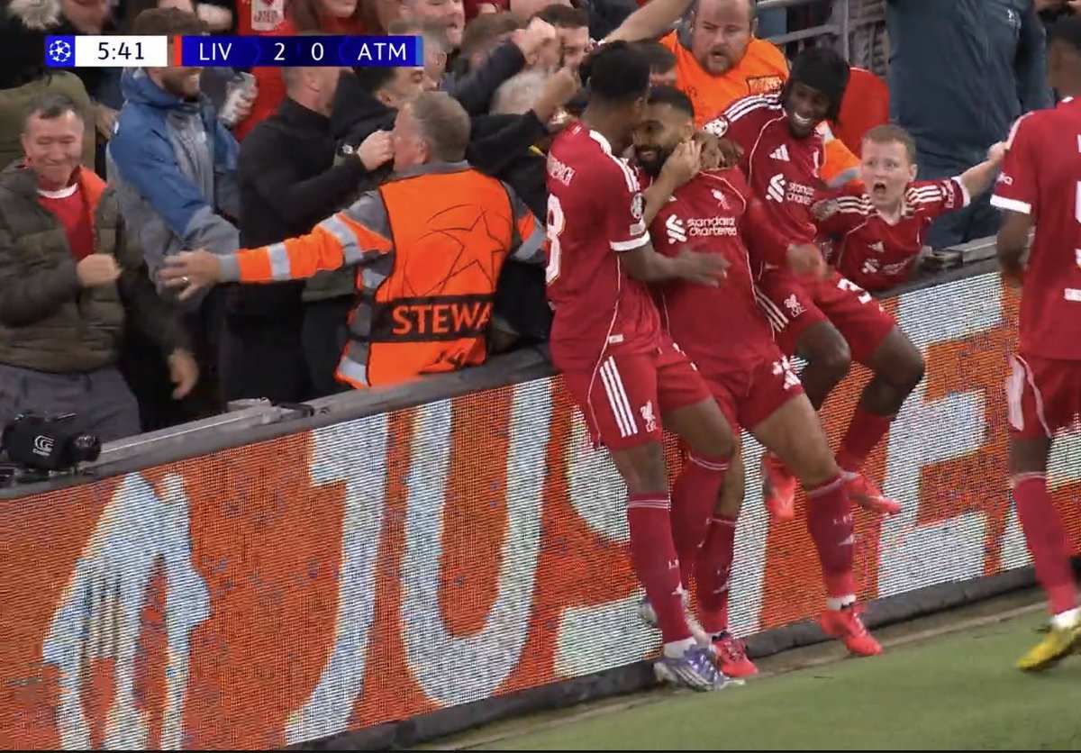 TouchlineX's tweet photo. 2-0 Liverpool.

MO SALAH !!!!!!!!!!!!!!!!!!!! MO SALAH !!!!!!!!!!!!!!!!!!!!!!!!!!!!!! RUNNING DOWN THE WING MO SALAH MO SALAH THE EGYPTIAN KING !!!!!!!!!!!!!!!!!!!!!!!!!!!!!!!!!!!!!! WHAT A F*CKING STAR T!!!!!!!!!!!!!!!!!!!!!!!!!!!!! https://t.co/zTMWx08uUe