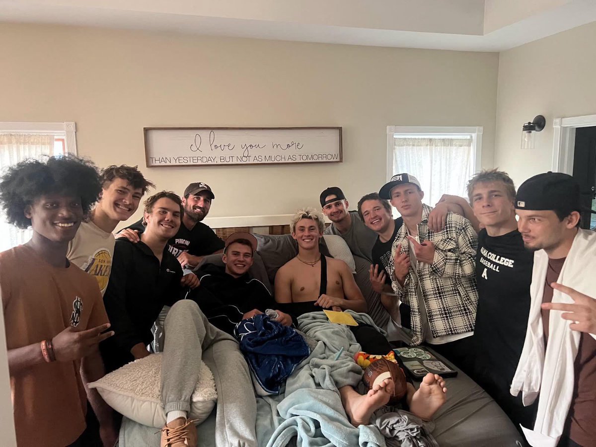 #Brotherhood 🏴‍☠️🏈