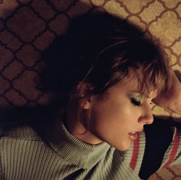 swiftcill's tweet image. how are you gonna put the same person in a room together ??