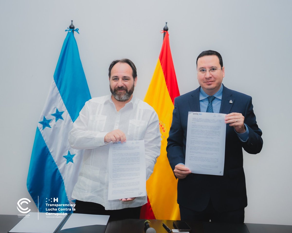 La <a href="/stlcchn/">Transparencia y Lucha Contra la Corrupción</a> y la Universidad Internacional de la Rioja (UNIR) <a href="/UNIRuniversidad/">Universidad Internacional de La Rioja (UNIR)</a>, firmaron un importante convenio marco de colaboración, procurando que servidores públicos de esta dependencia del estado, fortalezcan sus conocimientos con educación superior de calidad y con