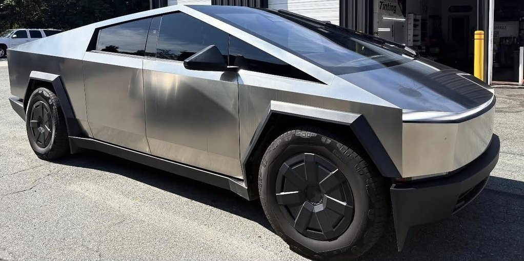 TeslaPickleman's tweet image. The CT tinted up nice. 
#charlotte #nc #tint #CT