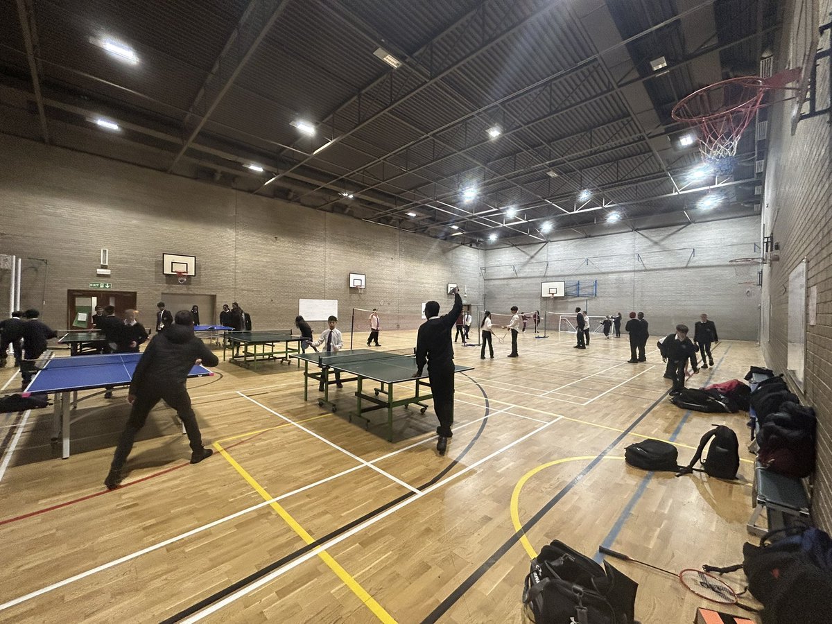 Badminton and table tennis lunch club proving to be popular so far 🏸🏓 <a href="/OldieHWB/">Oldmachar HWB</a>  <a href="/oldmachar/">Oldmachar Academy</a>