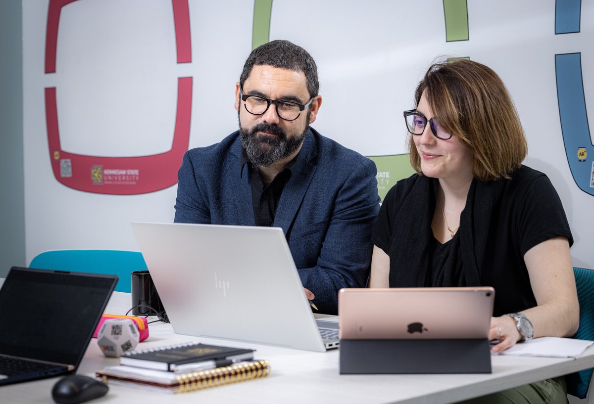 Could you have used a different teaching method when you were in high-school? KSU is transforming the research experience with the interactive Research Methods Lab being led by Iván Jorrín-Abellán!

Read more here: bit.ly/4nFjyYU

#HootyHoo #KSUResearch #hopscotch