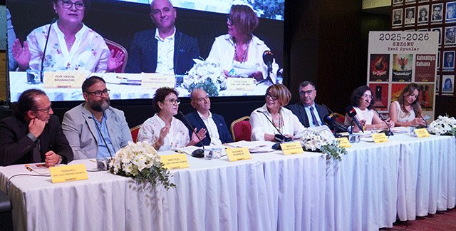 İ.B.B Şehir Tiyatroları... 'SÜRDÜRÜLEBİLİR BİR DÜNYA İÇİN BARIŞ: GELECEĞE ORTAK SÖZÜMÜZ!' dlvr.it/TN7fG8