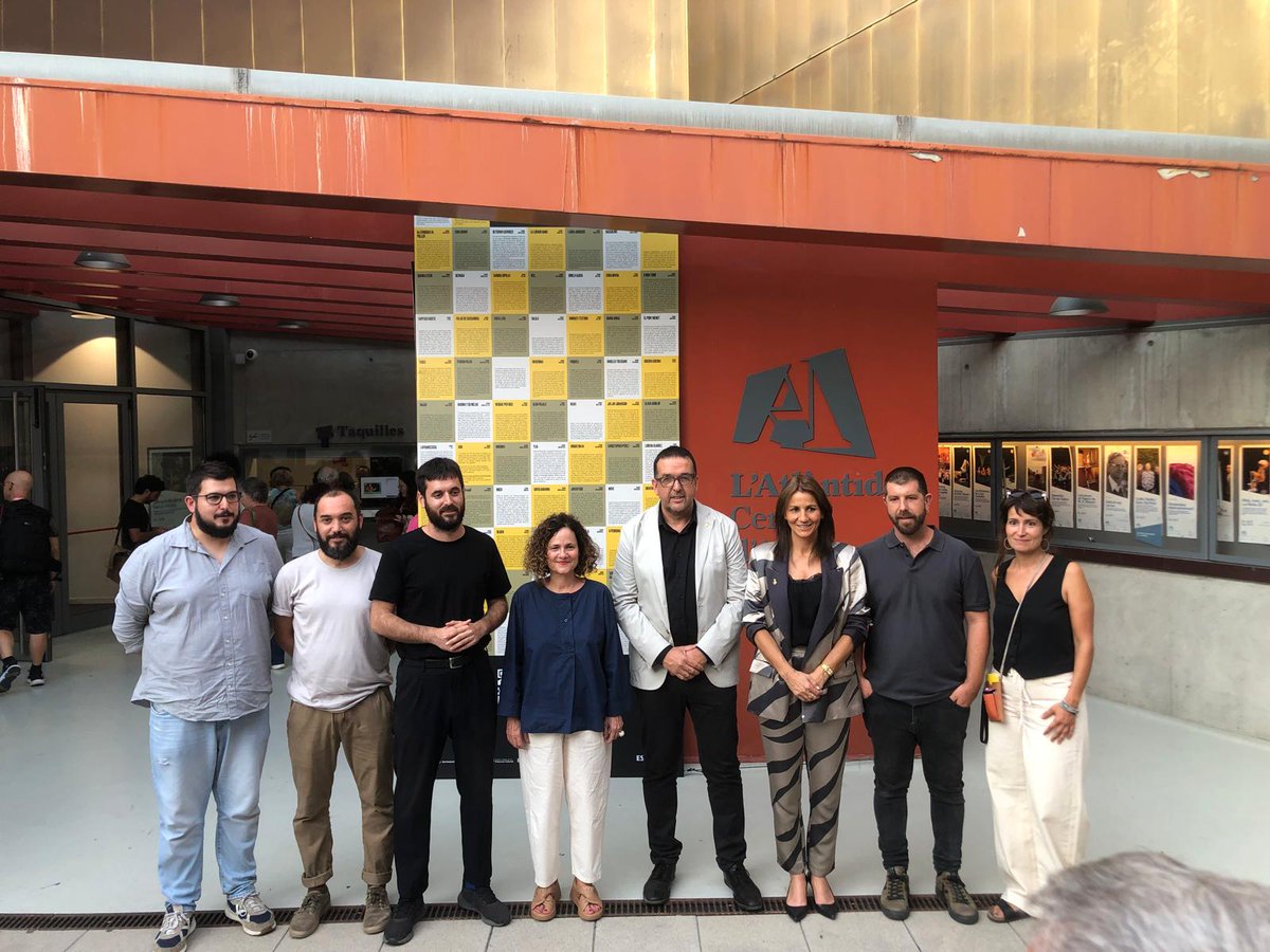 Queda inaugurada la 37a edició del <a href="/MercatMusicaVic/">MMVV</a>!

🗓️ Del 17 al 21 de setembre

👉 bit.ly/4puA3IW

#MMVV2025