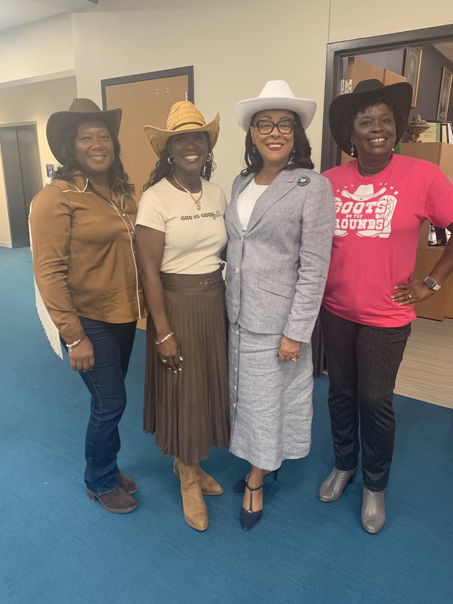 Richland 2 Attendance Team tweet media
