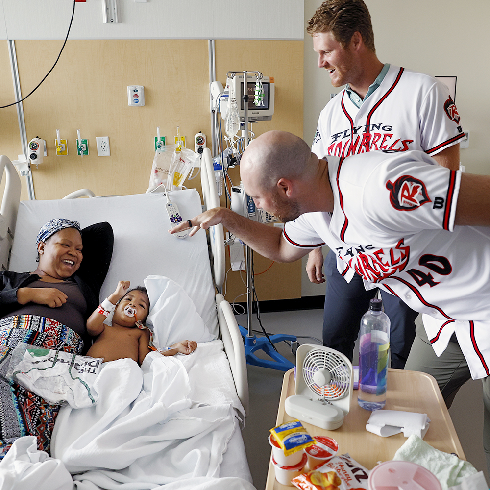 Our kiddos can attest to why @gosquirrels pitcher of the year, John Michael Betrand, would also be the first player in Flying Squirrels history to win the team's Community Service Award in back-to-back years. Thank you @jmbertrand32 for leading by example! #CHoR