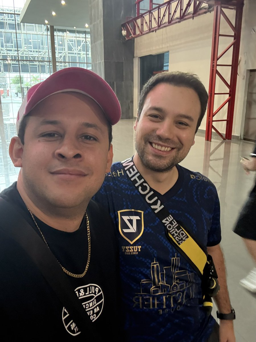 Champ! 🥇
Congrats and Thaks for the photo! 
<a href="/LNDsRargef/">Ewerton</a>