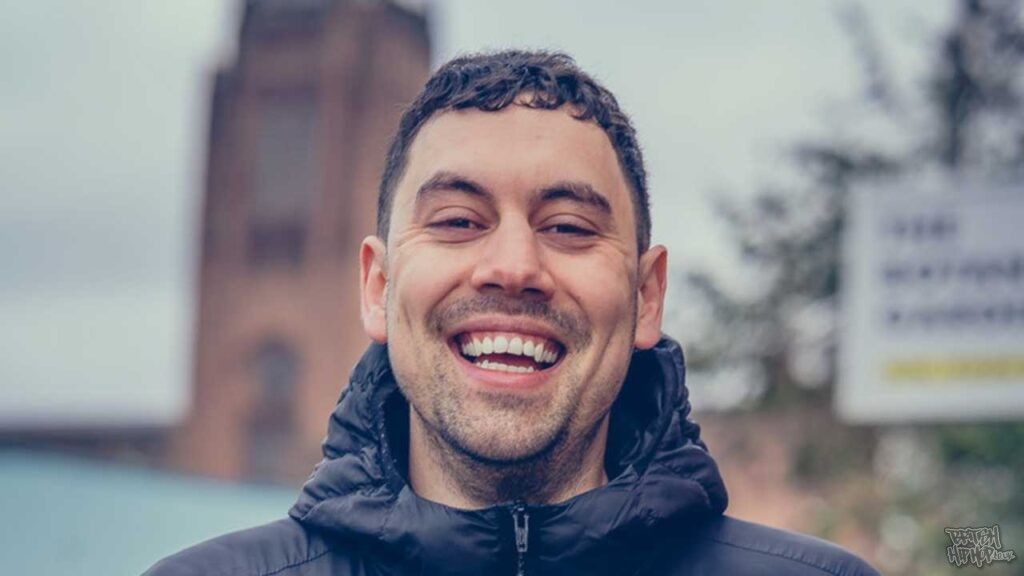 britishhiphop's tweet image. Jamie Broad - Side Missions [Audio] 
Jamie Broad from Liverpool, UK delivers his seven track Side Missions release. 
#jamiebroad #sidemissions 
britishhiphop.co.uk/downloads/audi…