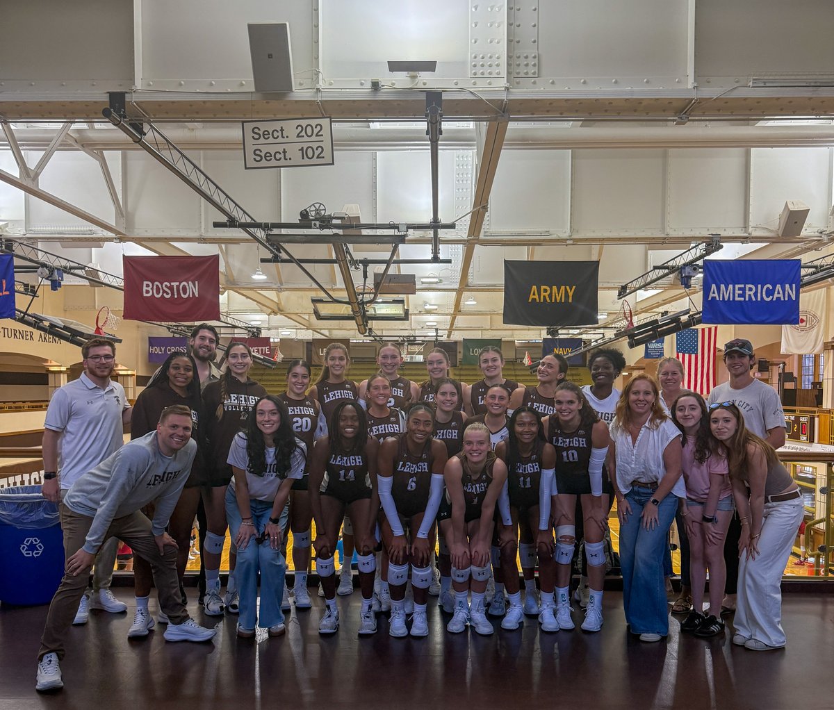 Thank you to our alumni who came back to Grace Hall this past Saturday! 🤎🤍🏐

#GoLehigh