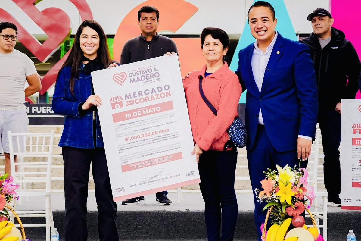 Janecarlo Lozano (@yancolozano) on Twitter photo Con una inversión de 30 millones, estamos rescatando su belleza, su dignidad y devolviéndoles el lugar que se merecen: ser el orgullo de nuestra comunidad. ❤️
Porque si se fortalecen los mercados, se fortalece la familia, se fortalece el barrio y se fortalece <a href="/TuAlcaldiaGAM/">Alcaldía Gustavo A. Madero</a> . 💪 Con una inversión de 30 millones, estamos rescatando su belleza, su dignidad y devolviéndoles el lugar que se merecen: ser el orgullo de nuestra comunidad. ❤️
Porque si se fortalecen los mercados, se fortalece la familia, se fortalece el barrio y se fortalece <a href="/TuAlcaldiaGAM/">Alcaldía Gustavo A. Madero</a> . 💪