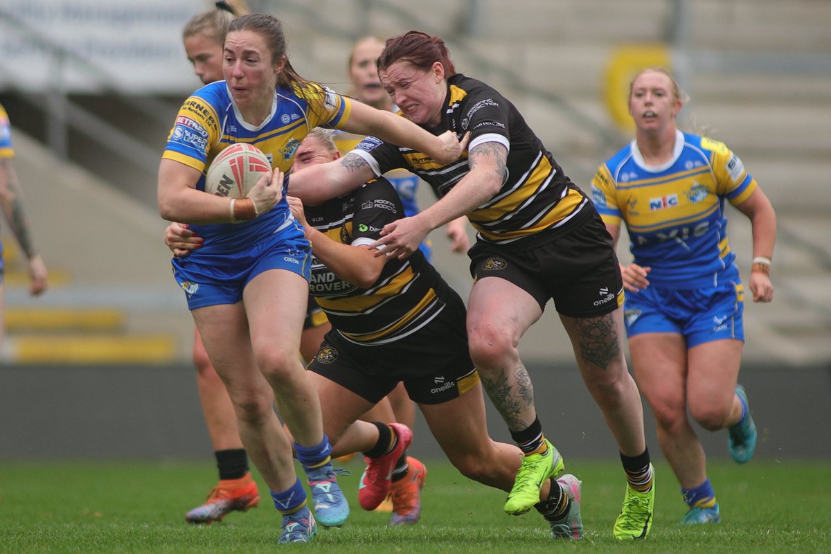 Pictures from Betfred Womens <a href="/SuperLeague/">Betfred Super League</a> Women's fixture between <a href="/leedsrhinos/">Leeds Rhinos</a> v
<a href="/YorkValkyrie/">York RLFC Valkyrie</a> 
Leeds Rhinos ran out winners by 30-14 with Try's from Lucy Murray (3), Ruby Walker, Shannon Brown, and 5 Goals from Mel Howard #leedsrhinos 
📸 Stephen Gaunt/Touchlinepics.com