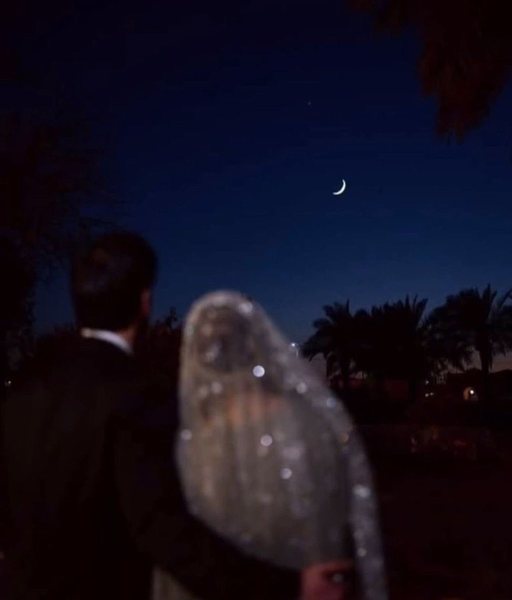 Evlendiğime bir gün bile pişman olmayıp keşke daha önce evlenseydim dedirtecek bir evlilik nasip et Allah'ım..