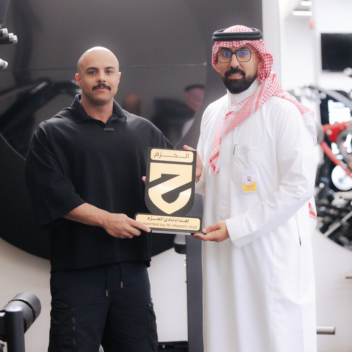 📄| تشكر إدارة نادي الحزم إدارة نادي TEH_DEN الرياضي بمحافظة الرس على استضافة تدريبات الفريق الأول لكرة القدم خلال الفترة الماضية. 

#الحزم