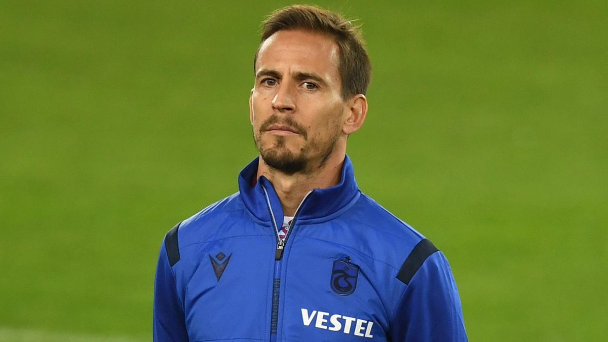 Sen misin Trabzonuma karşı şike yapan dedi ve feneri rezil etti .