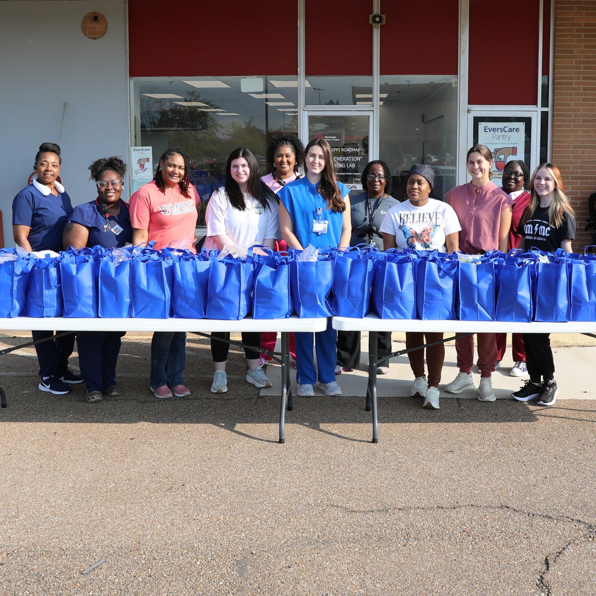 This month’s EversCare Food Pantry distribution was powered by amazing volunteers from the <a href="/UMMCnews/">The University of Mississippi Medical Center</a> Schools of Nursing &amp; Medicine. 💙

Interested in joining us next time? Sign up here ➡️ bit.ly/MEWI-FP
