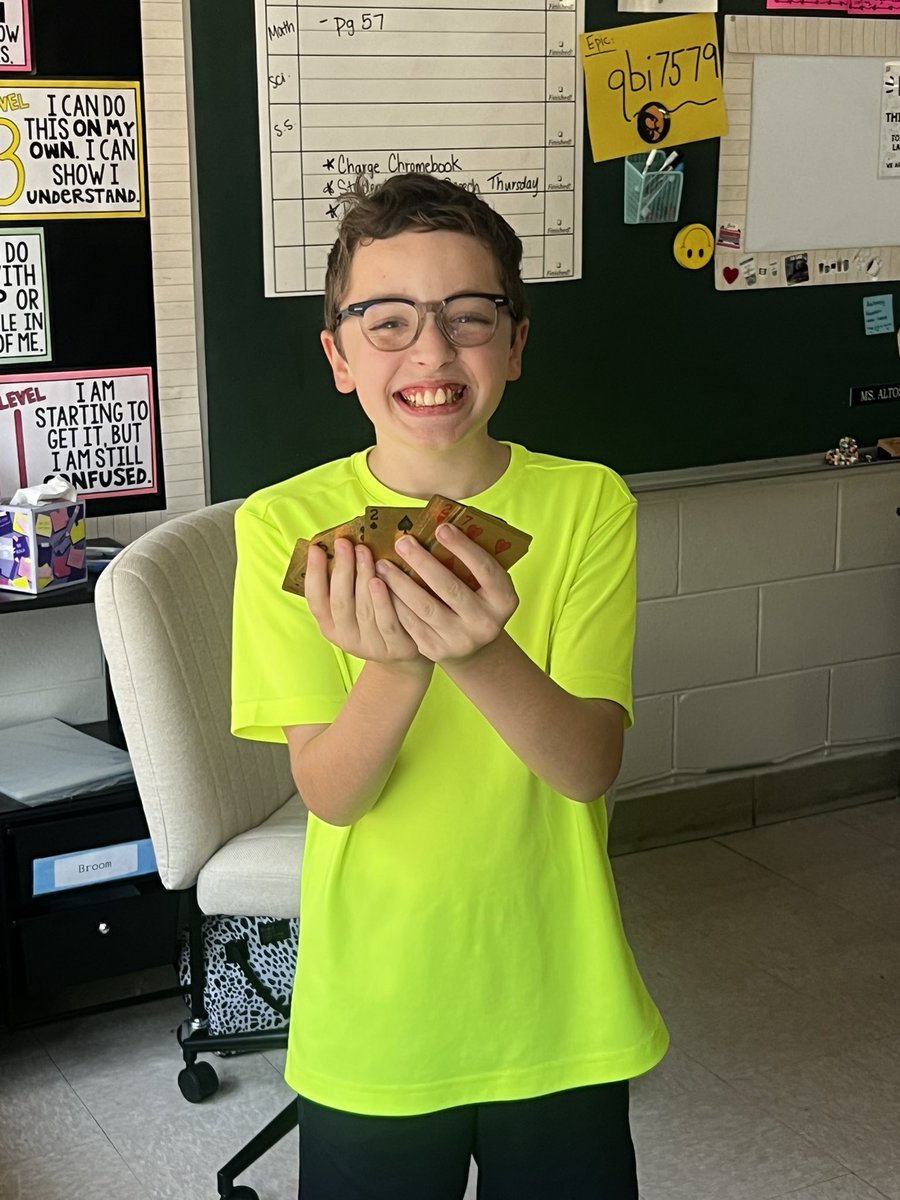 d61kirk's tweet photo. We got to see some magic tricks from our class magician! He bought "share a talent" with his Pride Paws and we were all so impressed! Awesome work! #d61learns https://t.co/tBI8lCaDTI