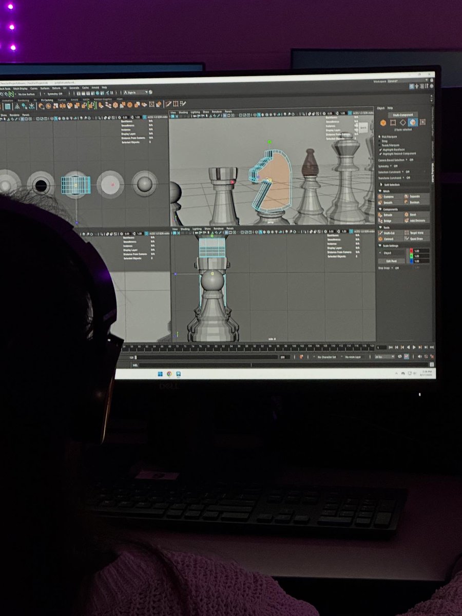 cyfallsanimate's tweet image. ♟️Chess Set Challenge♟️

Animation 2 students started working on building chess sets using Maya!

They only have TWO days to complete an entire board ⏰

#mayaautodesk #3Danimation