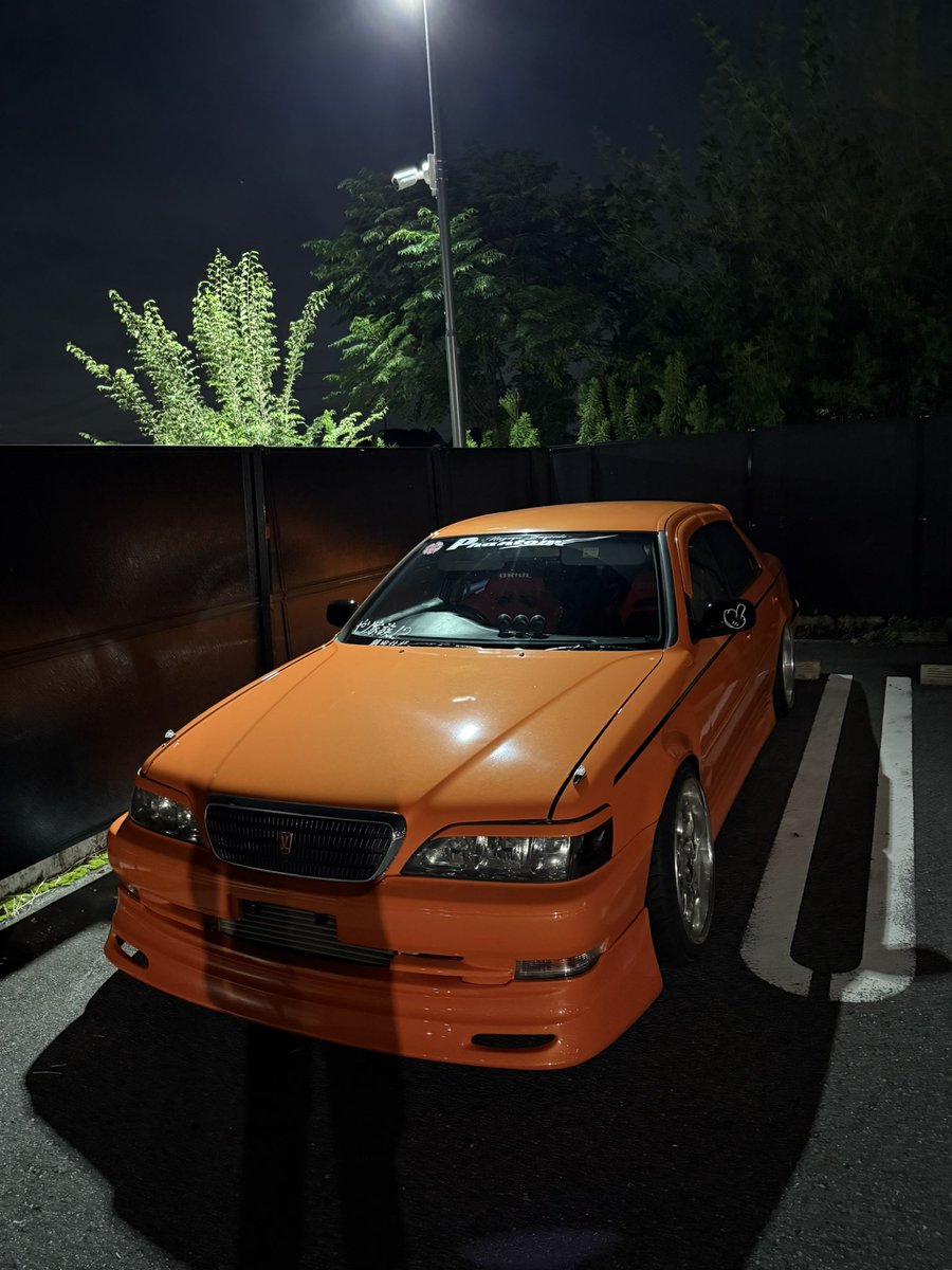 クソどーでもいいと思うんだけど俺ってどのくらい車好きだと思いますか？😂それは普通の会話してるのに気づいたら何もかも車の話になってるくらいには好きです😅会話にならなくてごめんなさい頭悪いですいい意味で😛