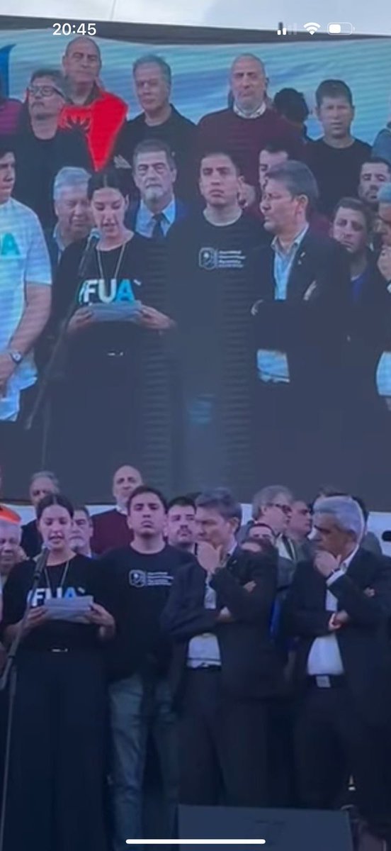 En todo el país, la Argentina vuelve a levantar su voz en defensa de las causas justas. Discapacidad, el Garrahan y la salud pública, nuestros jubilados y jubiladas, las Universidades públicas y el sistema científico.
#MarchaFederalUniversitaria