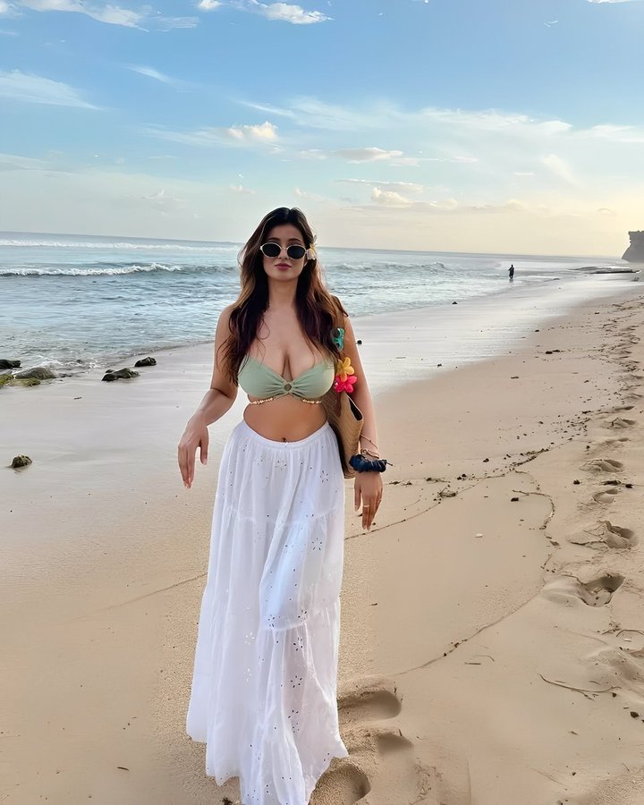 G1F0oKAaQAE4eCW?format=jpg&name=900x900