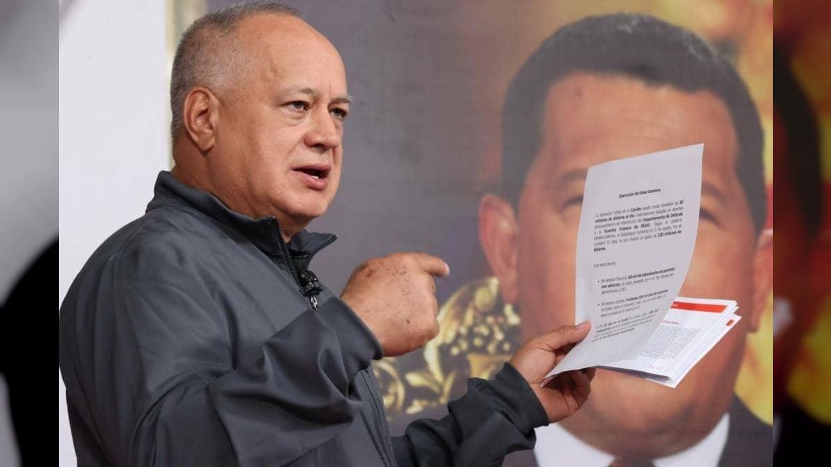 EEUU siempre persiguen a los que piensan distinto, pues van a seguir persiguiendo a millones en el universo entero, por que este mundo ha despertado y no se piensa dejar manipular por ningún imperio.
<a href="/dcabellor/">Diosdado Cabello R</a>
<a href="/ConElMazoDando/">Con el Mazo Dando</a>
#PorVenezuelaNoPasarán