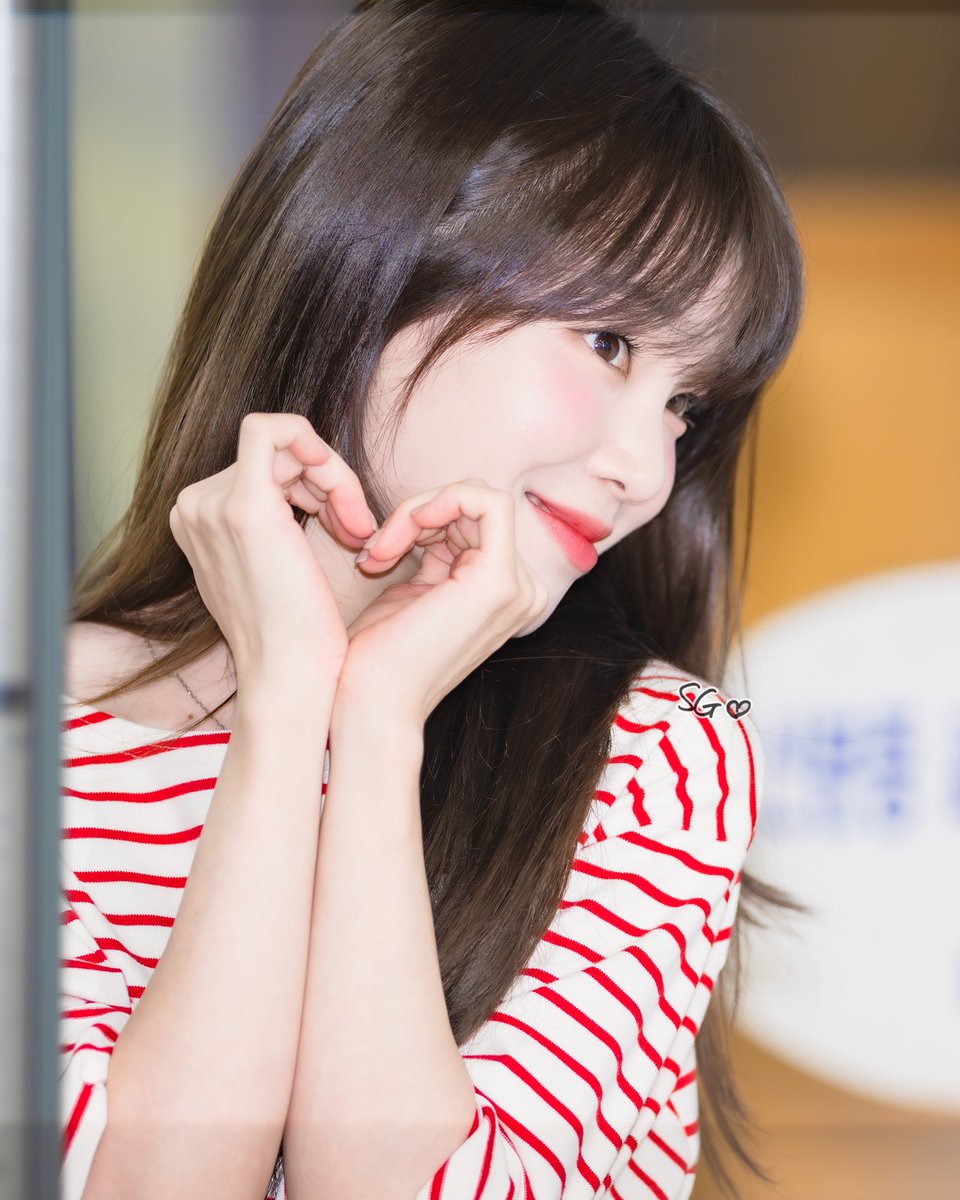 250917 효정의 볼륨을 높여요
스페셜 게스트 승희🥰
📻🎙🎶🎵
🫶🏻☀️🌱🥰
#오마이걸 #Seunghee #승희 #OHMYGIRL #볼륨을_높여요