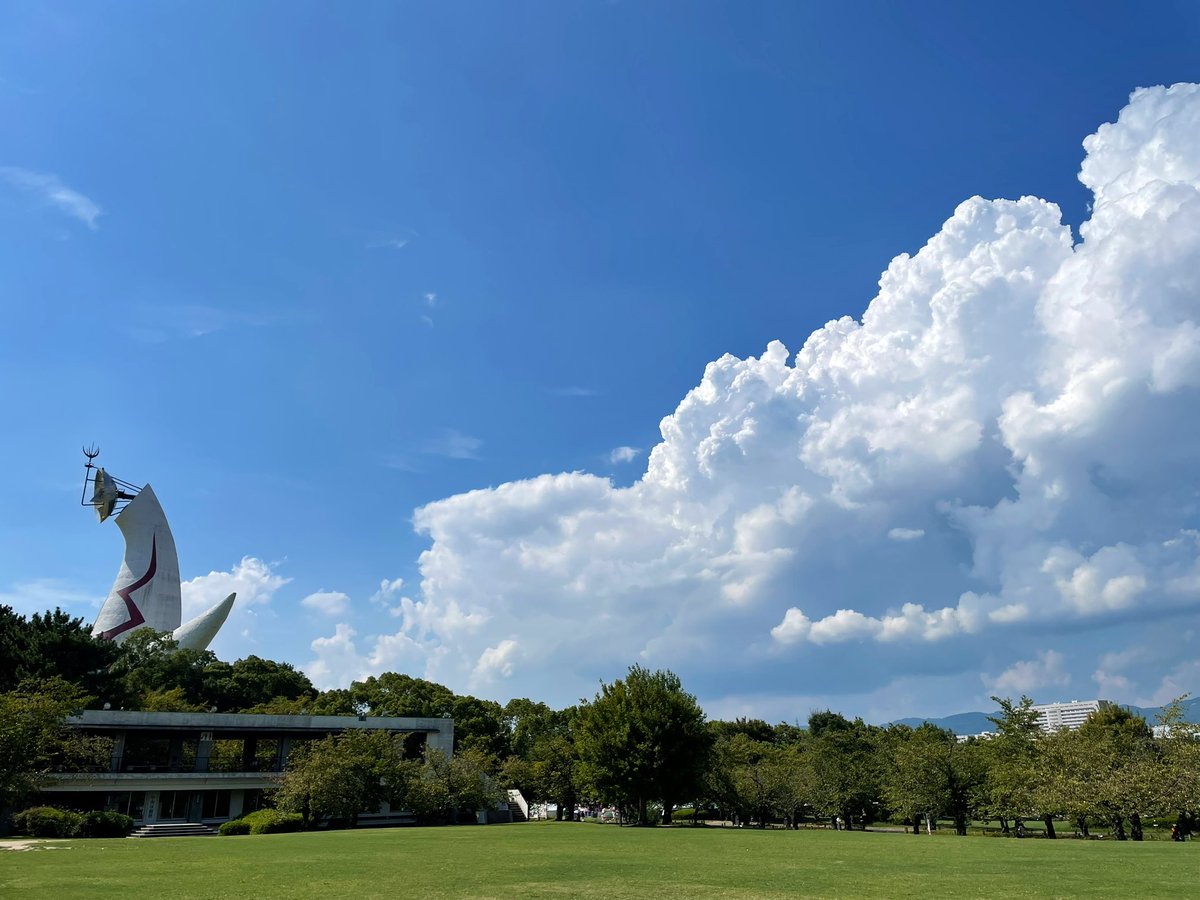 太陽の塔が爆走してた💨☁️
もしや世界陸上へのウォーミングアップ…？