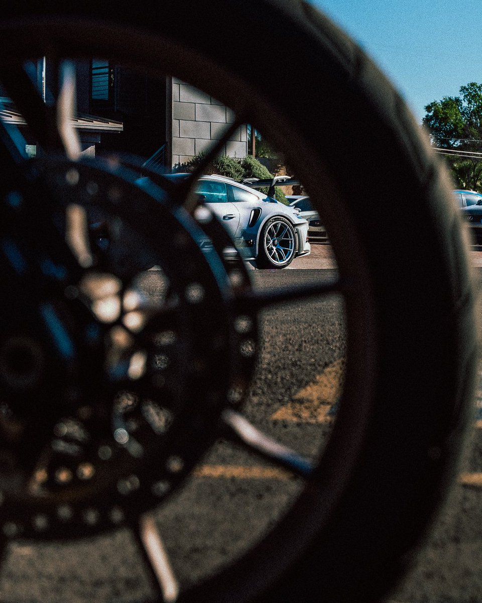 Wheel through Wheel 📸