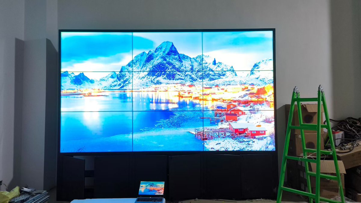 Rachel_yu433's tweet image. 3x3 55&quot; LCD Video Wall with Cabinet Bracket, Looks Nice! #videowall #lcdwall #55videowall