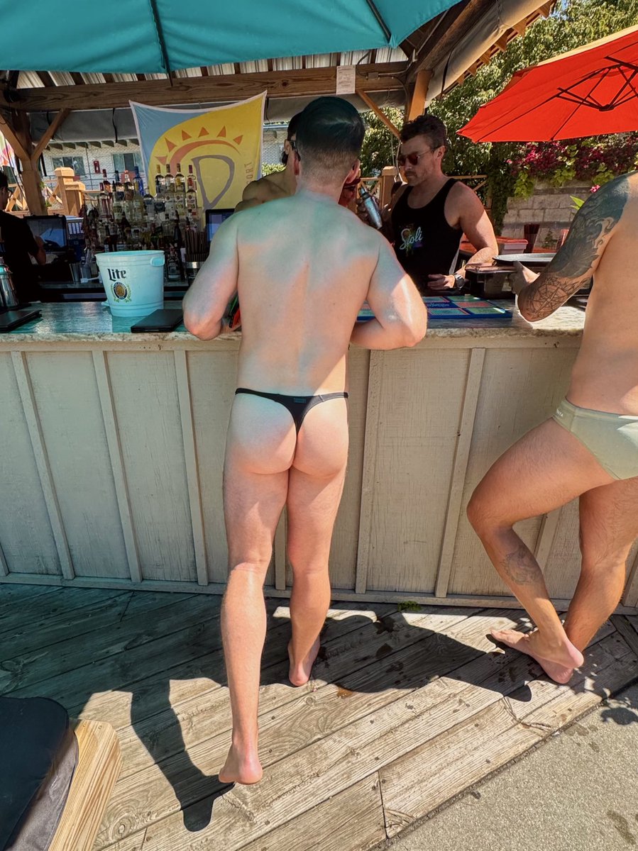 n8inches tweet media