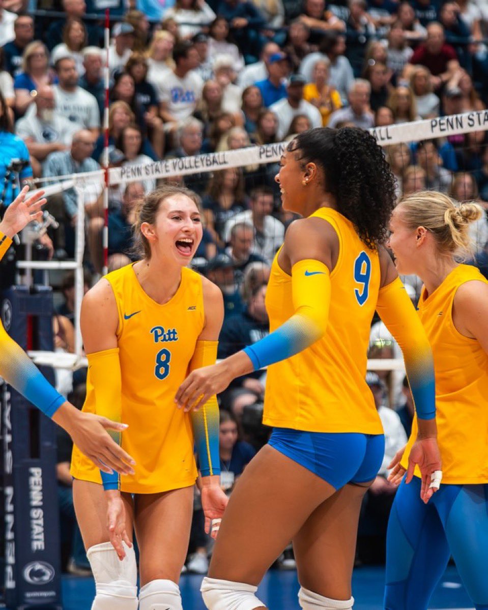 B1G. TIME. DUB. 🙌🙌🙌 

<a href="/Pitt_VB/">Pitt Volleyball</a> takes down the Nittany Lions for another ranked win!