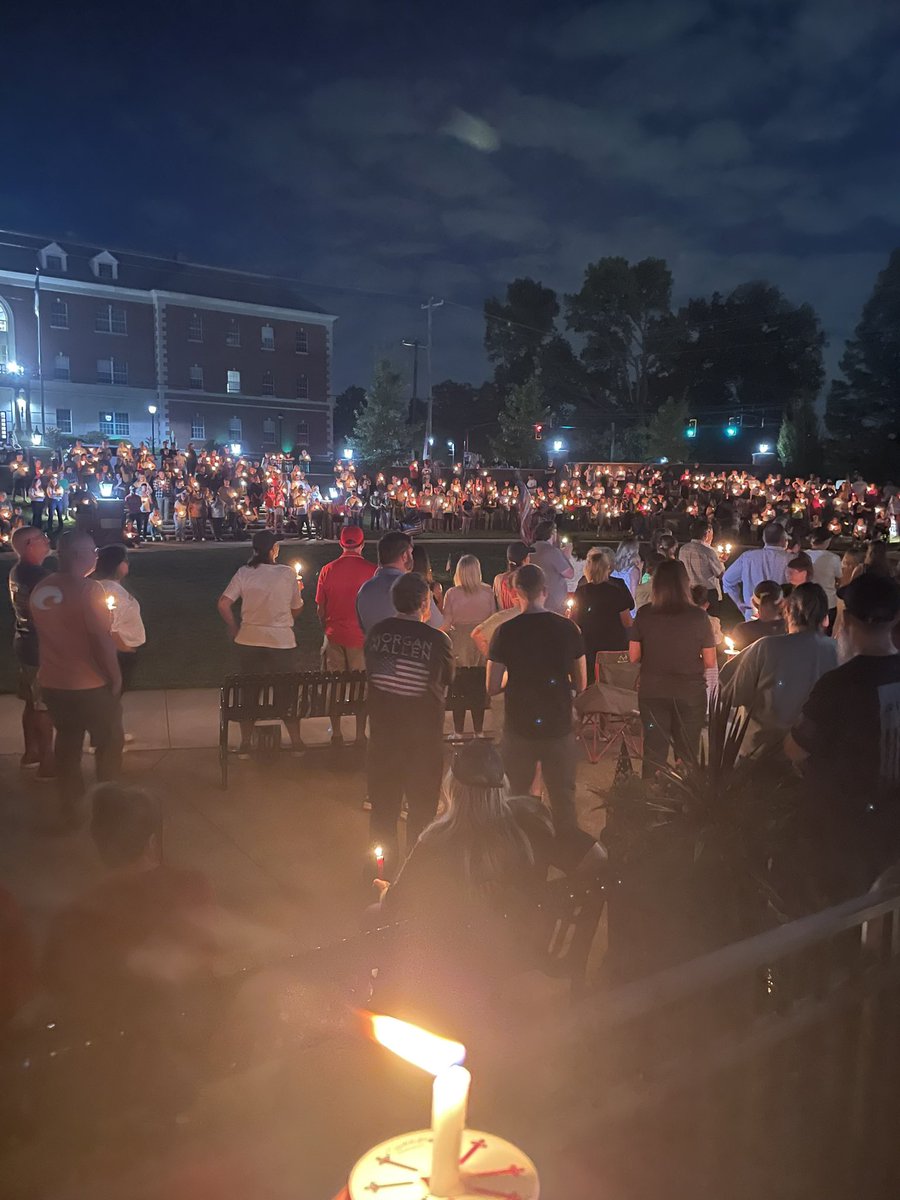 lostpiloter's tweet photo. Wow. The people (and rooftop Snipers) of Boone County showed up. Thank you for organizing @realTJRoberts an anointed vigil . #WeAreCharlieKirk https://t.co/HHsFaqnLUM
