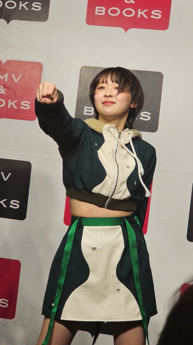 きんちゃん Escape to the Philippines] The best-selling mobile phone