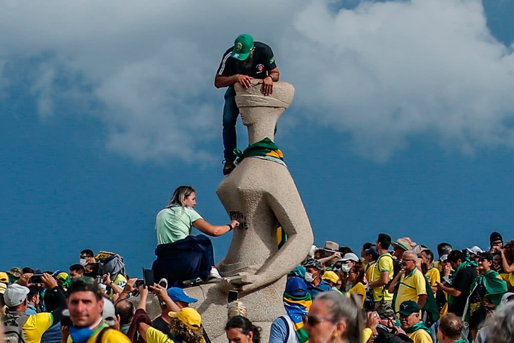 sigaannedias's tweet photo. 🚨 URGENTE: A Câmara aprovou, com 311 VOTOS, a urgência da ANISTIA.

Te explico por que isso é um passo essencial para pacificar o país e fortalecer a democracia. 🧵👇 (1/9) https://t.co/CDskPuJ9DJ