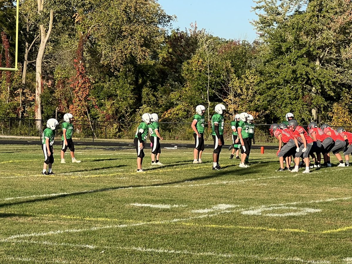 RaiderMiddle's tweet photo. Our 7th grade football team dropped one to Norwayne tonight.  Our cheerleaders did an amazing job and you can see them cheer again tomorrow during our 8th grade game! https://t.co/YFOBuLZvtR