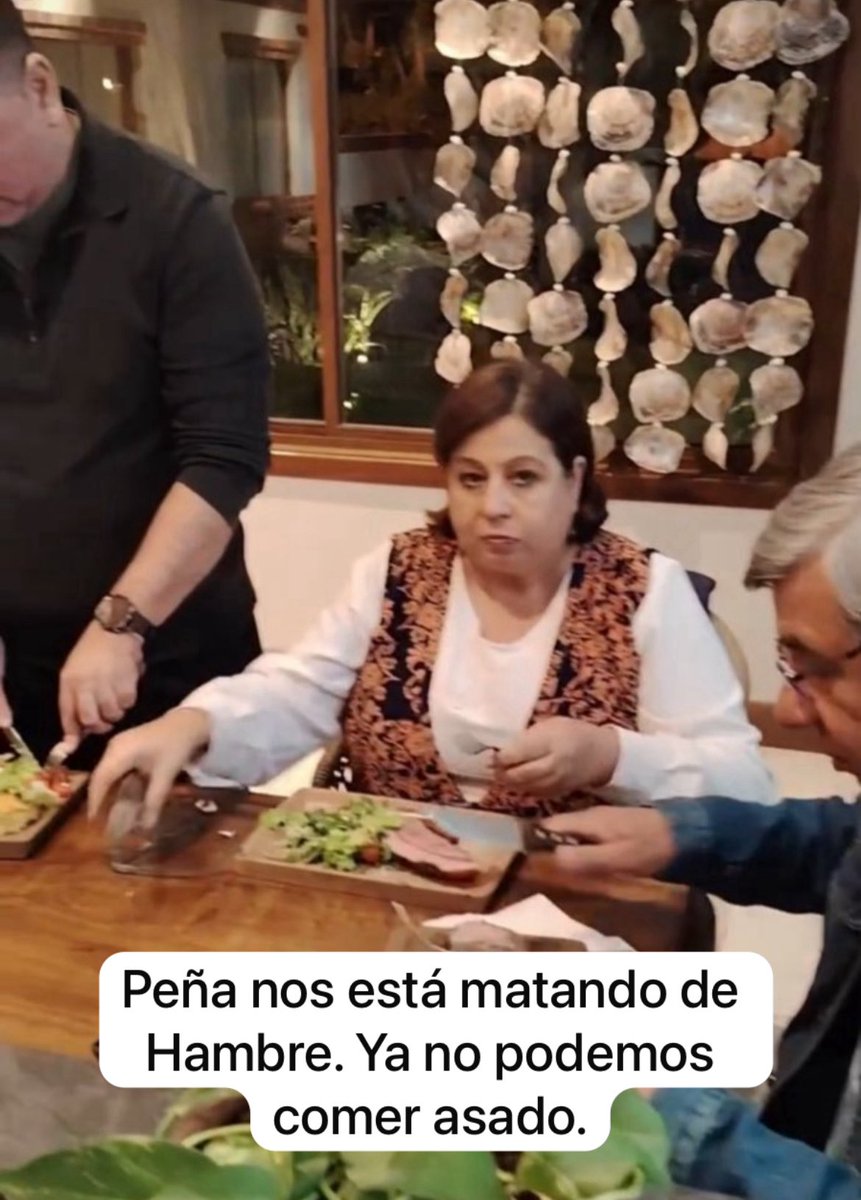 Esperanza ya bajo 30 kilos de tanto que no le alcanza para comer. Estamos contigo <a href="/esperanza_py/">Esperanza Martinez</a>!