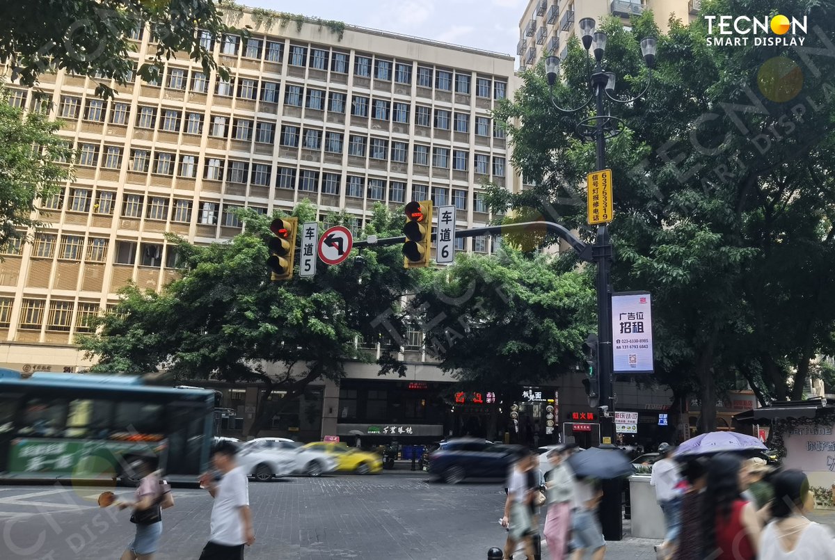 TECNON_tailong's tweet image. Lighting up Chongqing Jiefang Pedestrian Street!
Outdoor pole LED banners deliver eye-catching ads and real-time info in busy urban spaces.

👉 Explore the product details here: leddooh.com/products/

#LEDBanner #digitalsignage  #SmartCity #Chongqing