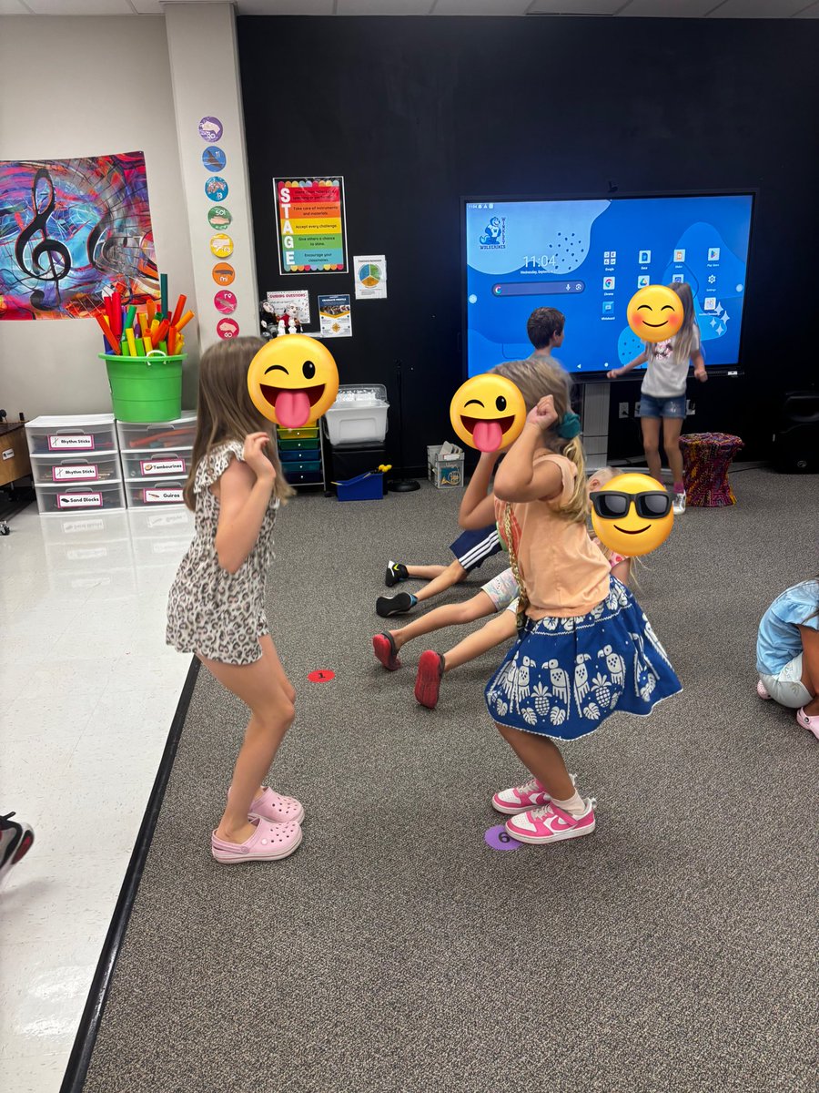 Lindsay Whaley tweet media