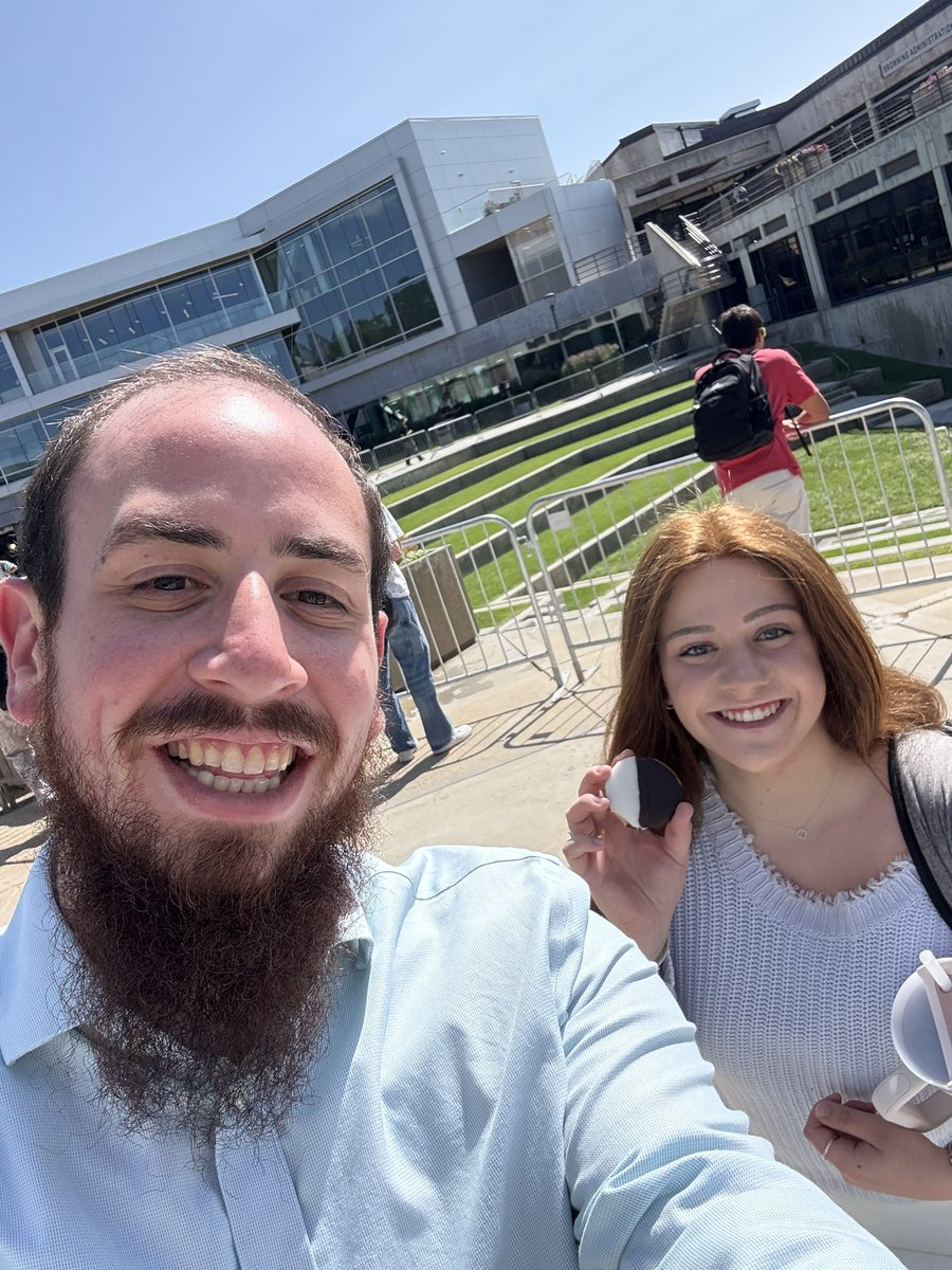 Chaim Zippel tweet media