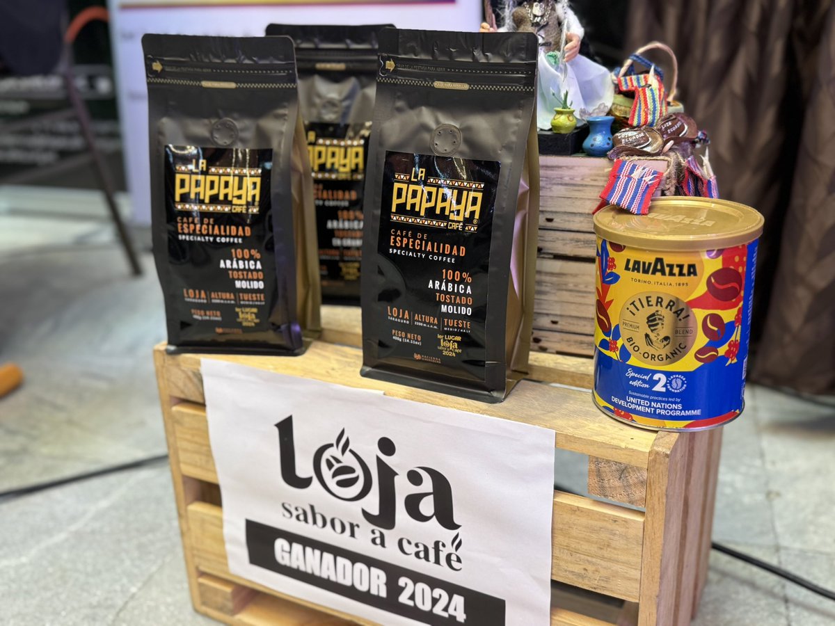 GoberLoja's tweet photo. ☕👩🏻‍🌾| Participamos en la presentación oficial de la 10ma edición de @LojaSaborACafe, iniciativa liderada por @PrefecturaLoja y junto a @Produccion_Ecu y @AgriculturaEc, y más, con el objetivo de posicionar a #Loja como la capital cafetalera del Ecuador y proyectar su potencial. https://t.co/wILDMn5b6f